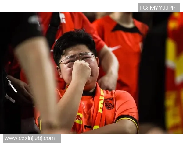 CCTV5直播CBA魅力解析：精彩瞬间、球迷热情、专业解说与技术创新